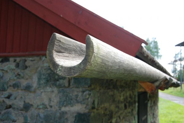 Wooden Gutter Repair in Ellenwood