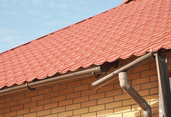 Loose Gutter Repair in Ellenwood