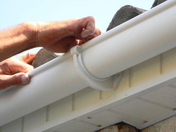 Plastic Gutter Repair in Ellenwood